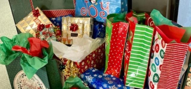 final holiday box 450